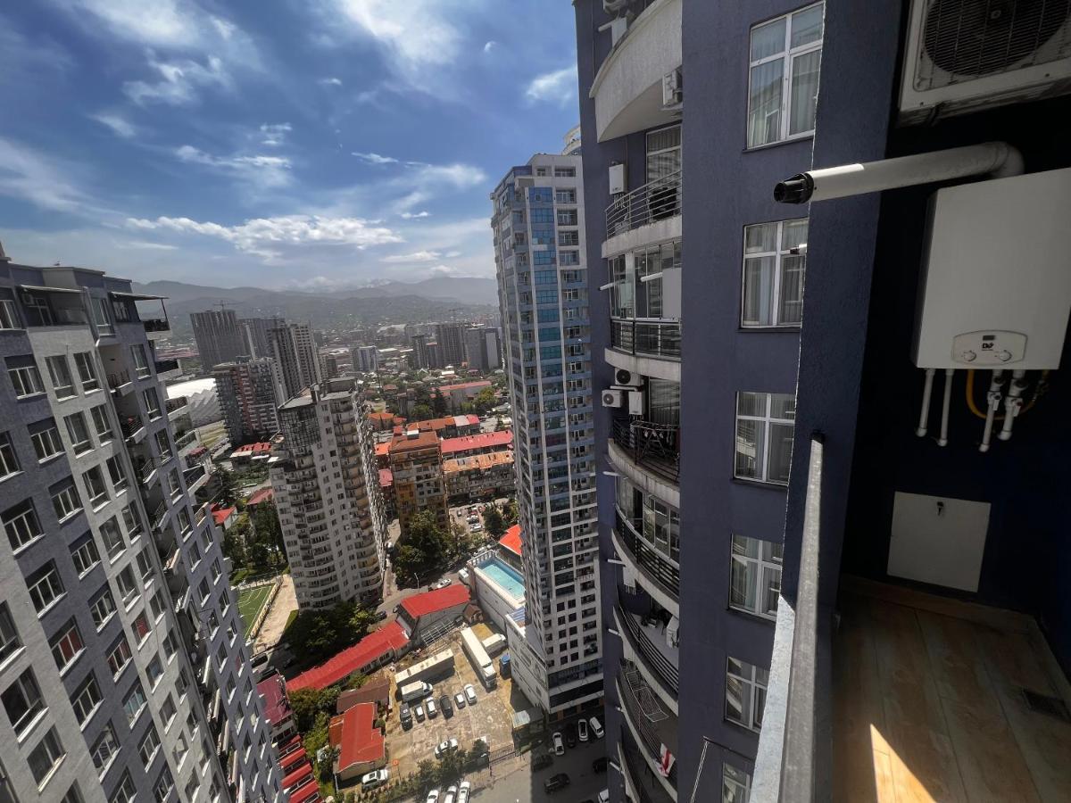 27 Floor Apartments Batumi Exterior photo
