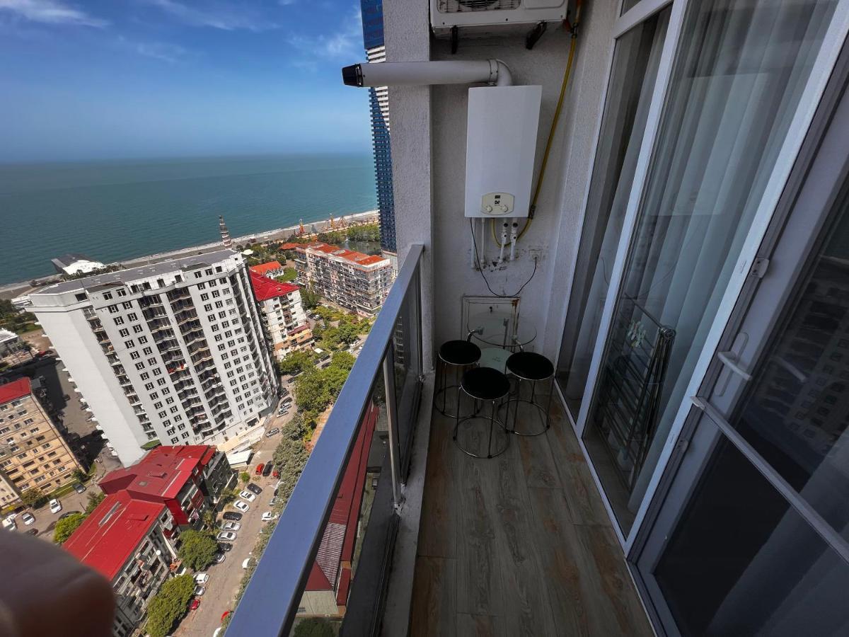 27 Floor Apartments Batumi Exterior photo