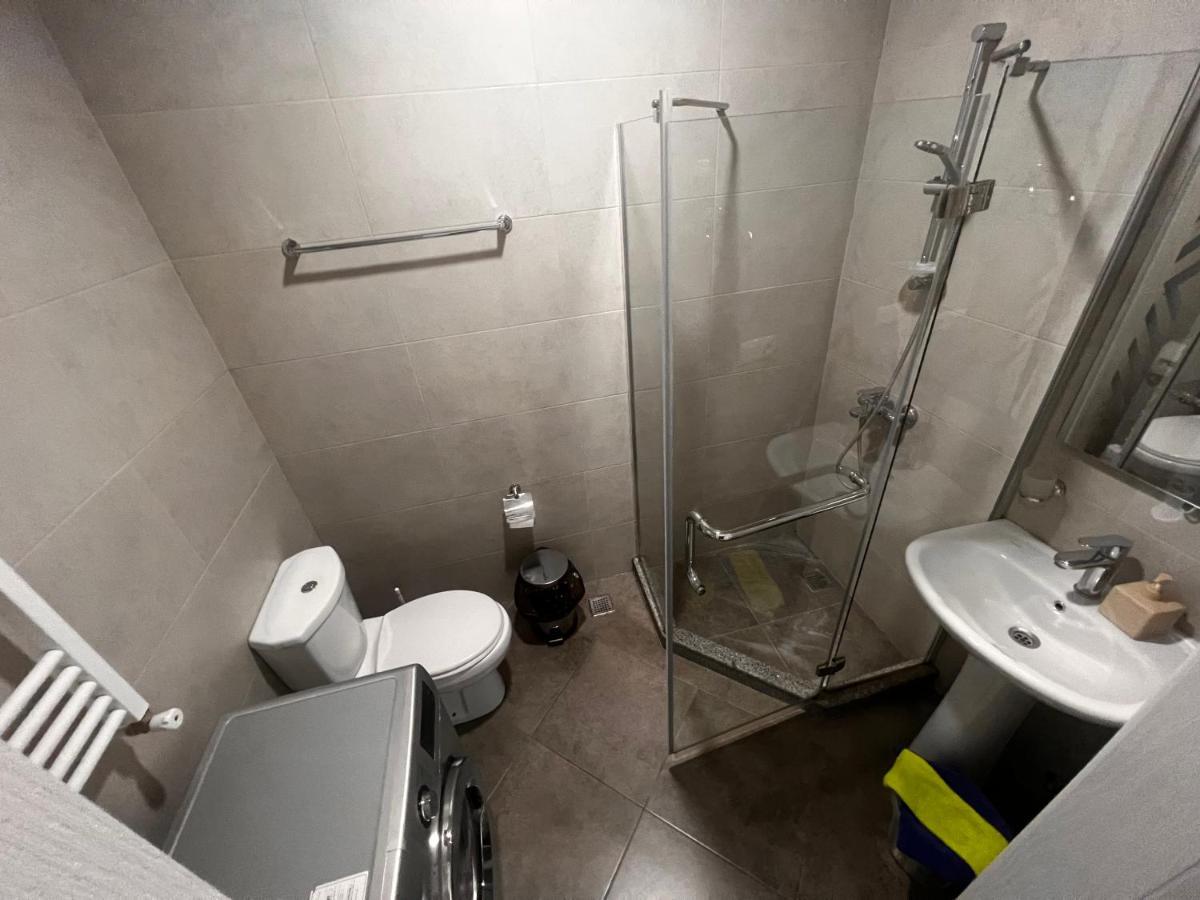 27 Floor Apartments Batumi Exterior photo