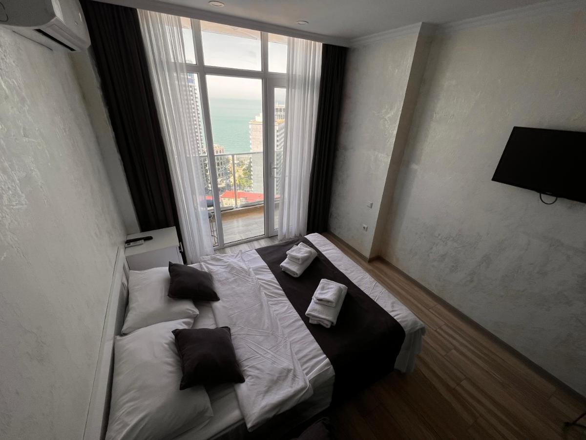27 Floor Apartments Batumi Exterior photo