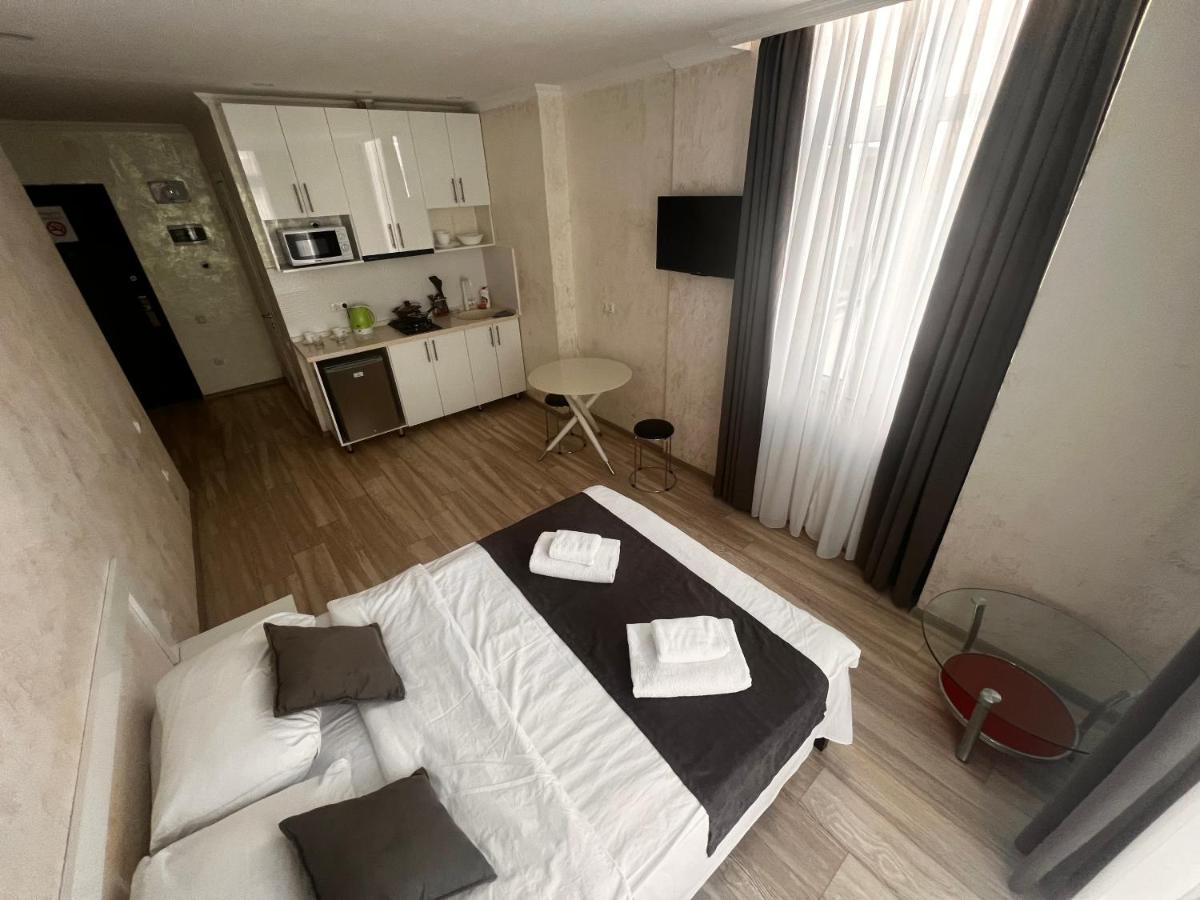 27 Floor Apartments Batumi Exterior photo