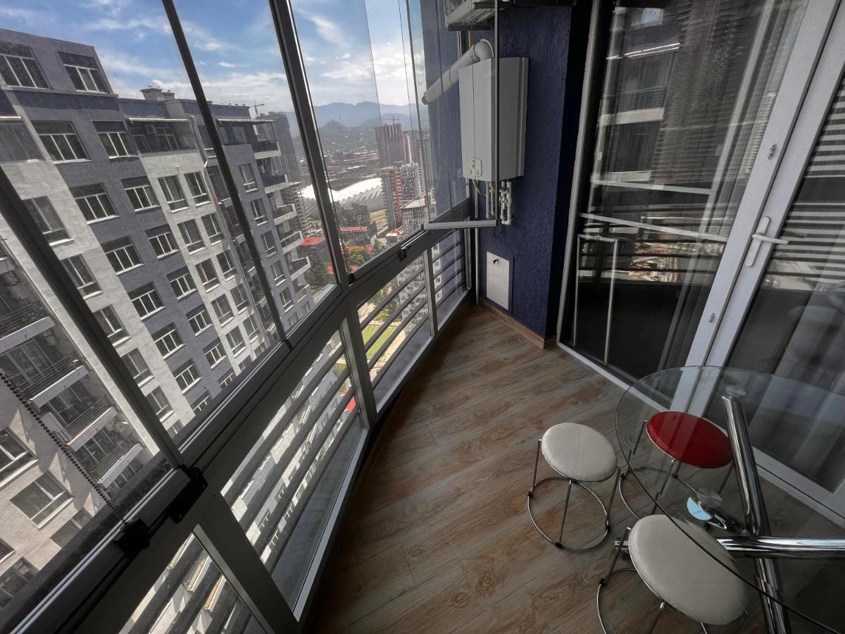 27 Floor Apartments Batumi Exterior photo