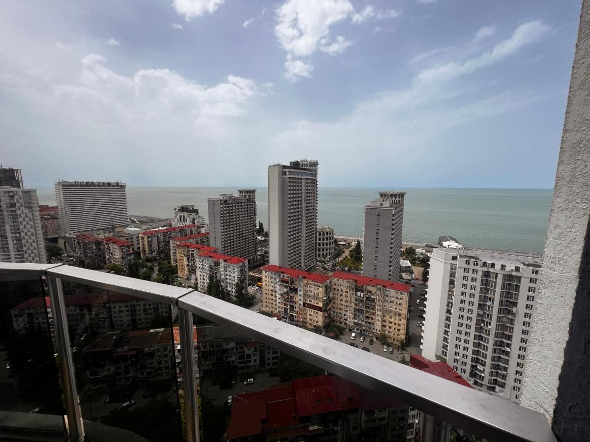 27 Floor Apartments Batumi Exterior photo
