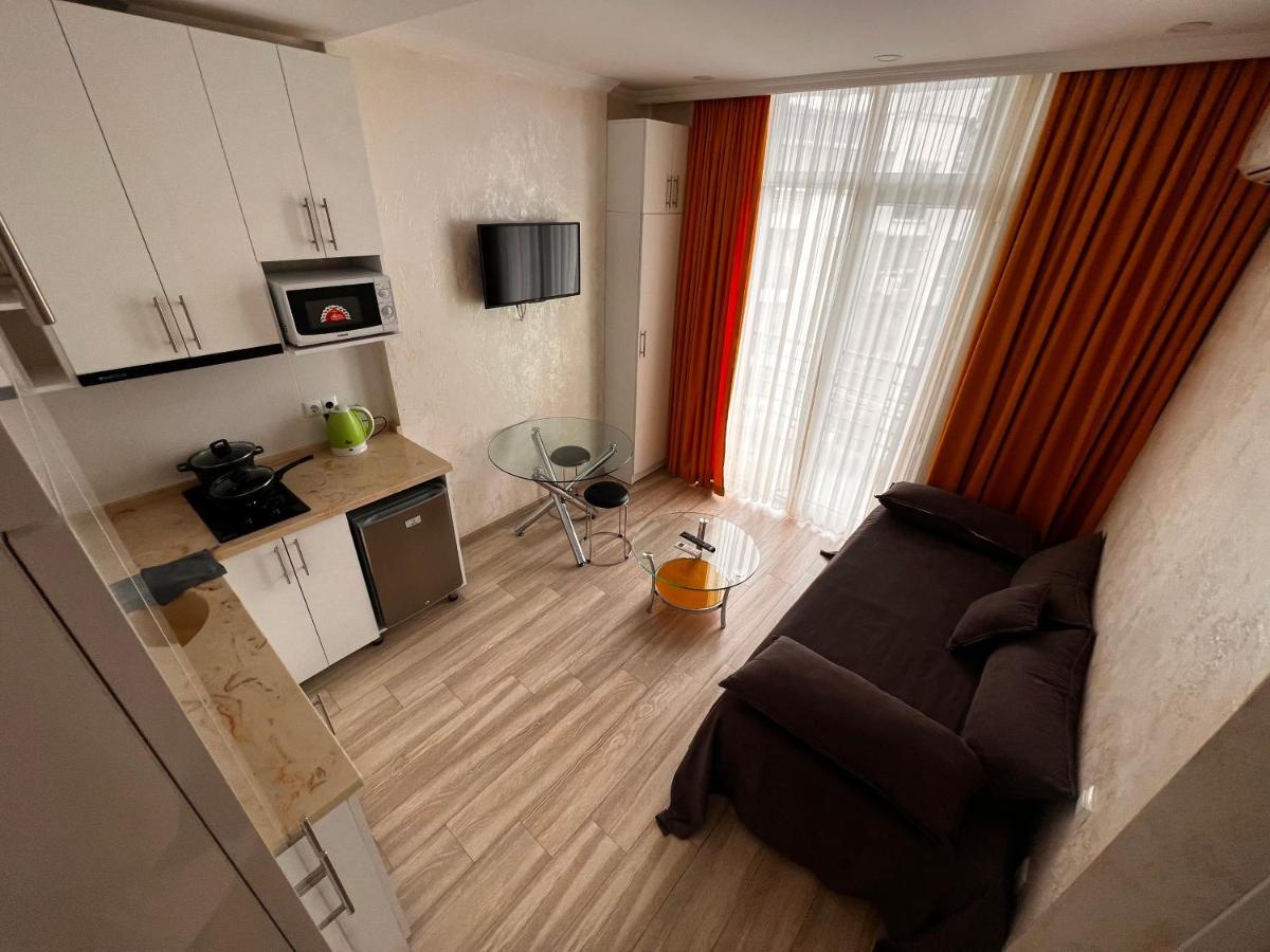 27 Floor Apartments Batumi Exterior photo