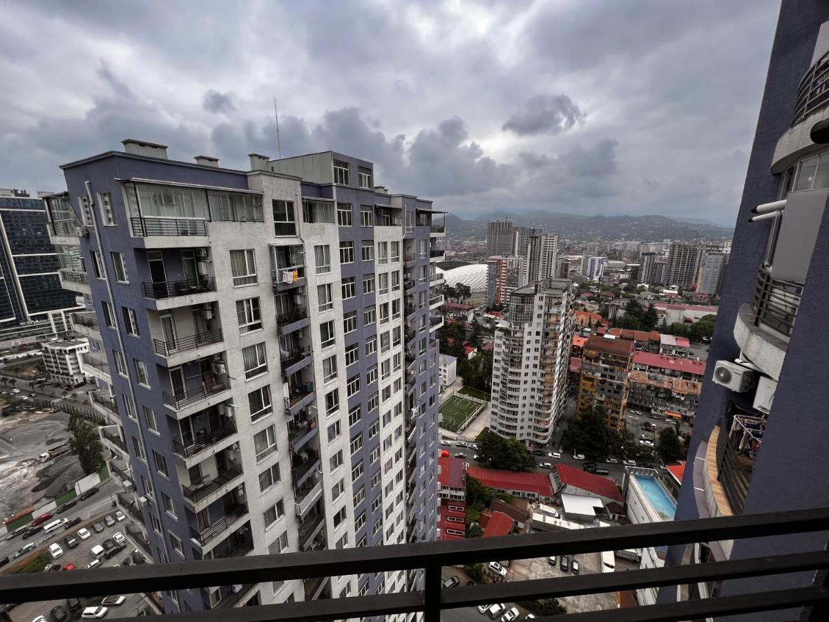 27 Floor Apartments Batumi Exterior photo